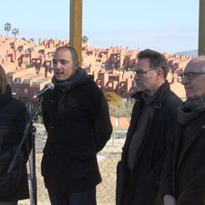 D'esquerra a dreta l'alcaldessa de Sant Boi de Llobregat, Lluïsa Moret; el tinent d'alcalde de Ciutat Sostenible, Josep Puigdengolas; el coordinador d'infraestructures de l'AMB, Antoni Farrero; i el director de la Fundació Marianao, Josep Torrico