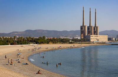 Imatge de la platja de Sant Adrià de Besòs