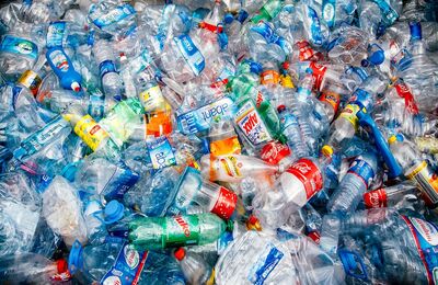 Ampolles de plàstic