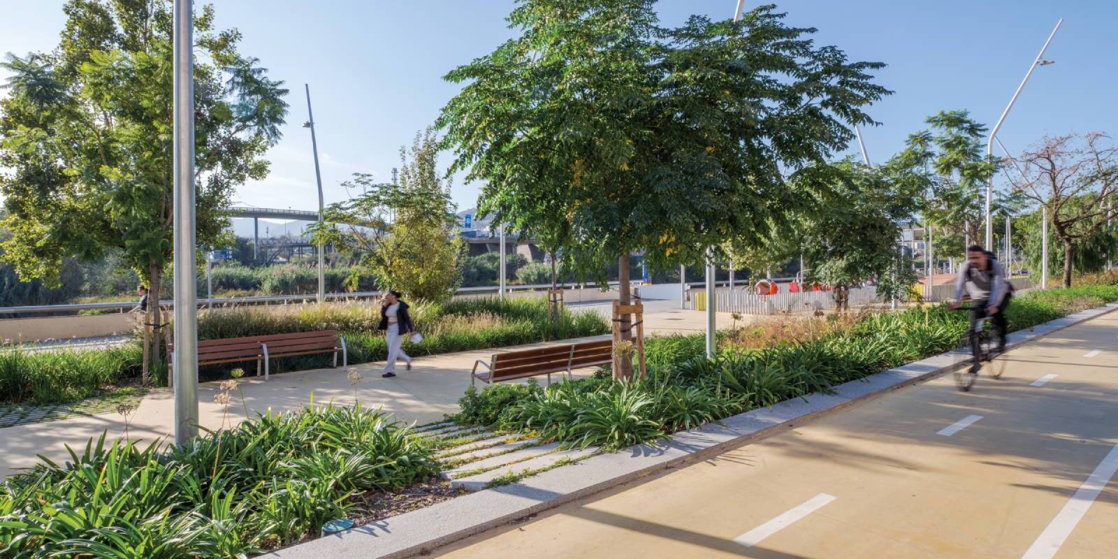 Carril bici i zona de vianants