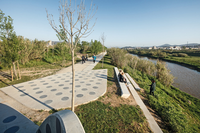 Camins i espai de descans