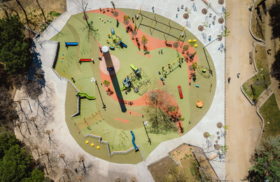Vista aèria de la nova zona de jocs del parc