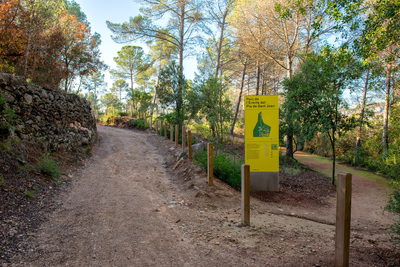 Un dels camins amb senyalització
