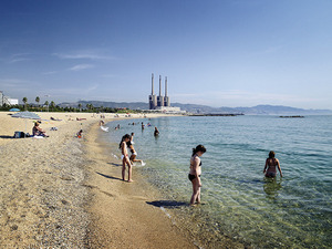 Imatge de la platja de Sant Adrià del Besòs