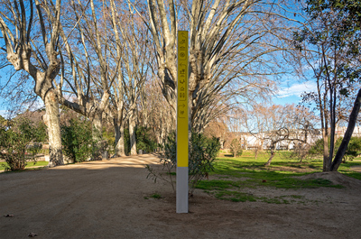 Senyalització al costat d'un camí