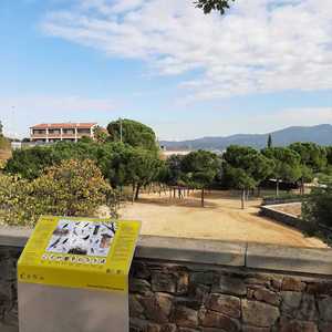 Faristol instal·lat en un parc