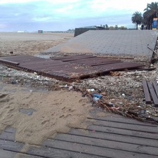 Afectacions a les platges metropolitanes a causa del temporal marítim