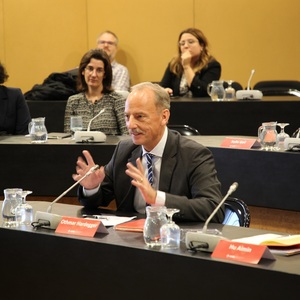 Reunió amb el Cos consular