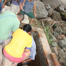 Xarxa de distribució d'aigua a la comunitat El Carmen, a El Salvador