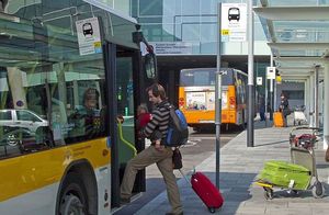 Usuaris dels serveis de bus des de l'aeriport