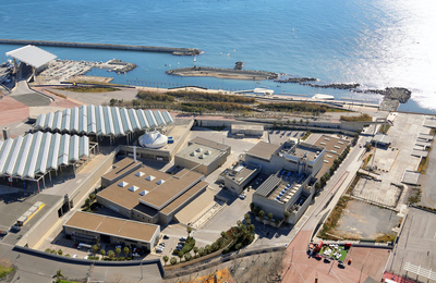 Imatge de la depuradora coberta del Besòs