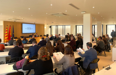 Ester Pujol, directora de desenvolupament Social i Econòmic de l’AMB durant la presentació de l'estudi a la seu de l'AMB