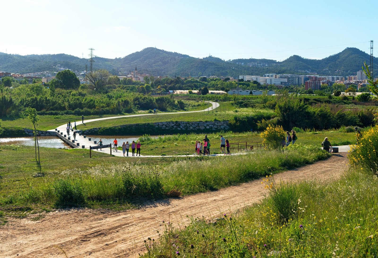 Gual entre Sant Boi i Sant Joan Despí